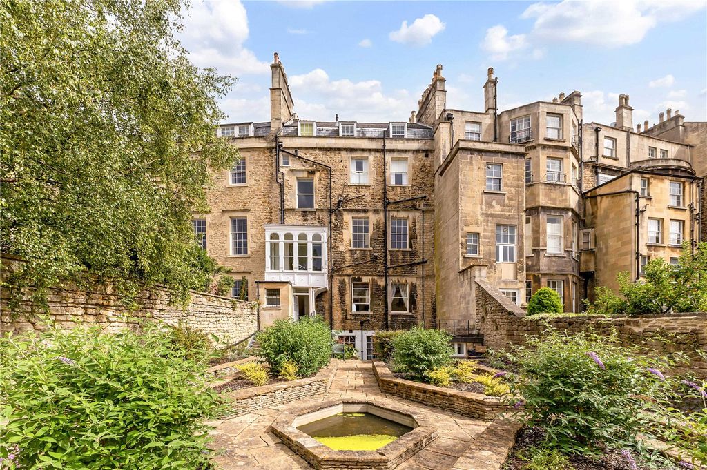 Additional image 16 of 8 bed terraced house for saleRoyal Crescent, Bath, Somerset BA1