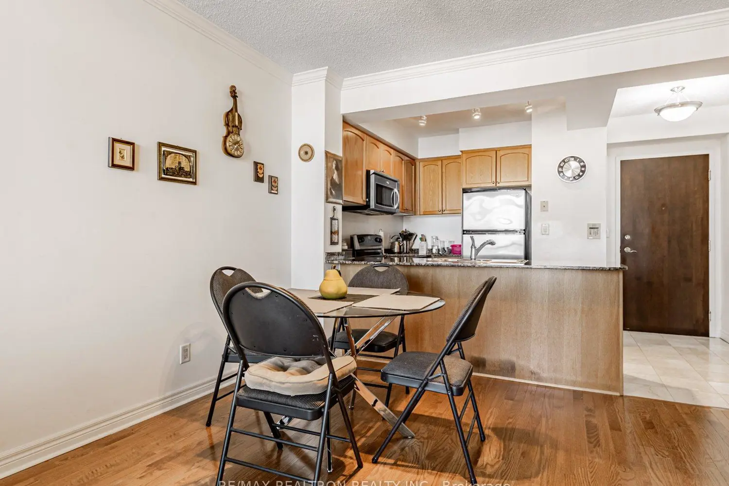 100 Promenade Circle 608 photo 4