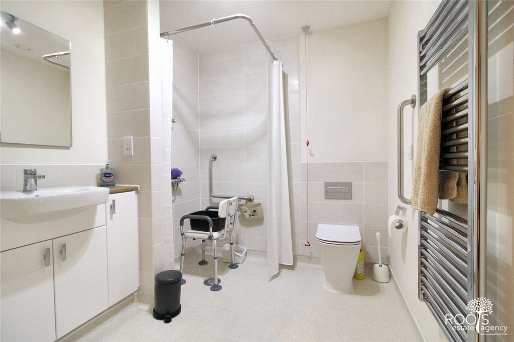 Additional image 6 of 1 bed flat for saleThatcham, Berkshire RG19