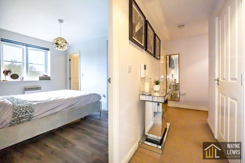 Additional image 5 of 2 bed flat for sale19, Druids Close, Caerphilly CF83