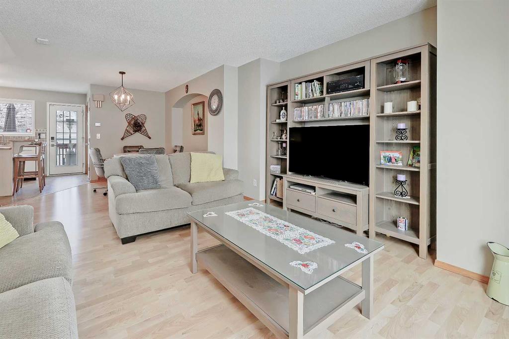 Additional image 6 of 312 Cramond Close SE, Calgary, AB, T3M 1B9