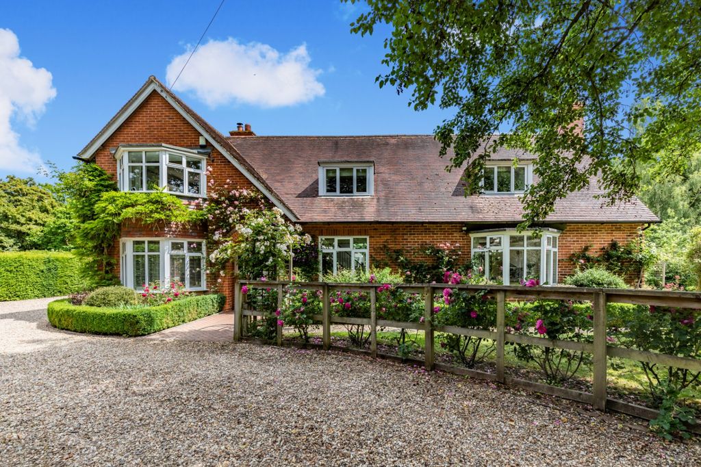 Additional image 3 of 5 bed detached house for saleChapel Row, Berkshire RG7