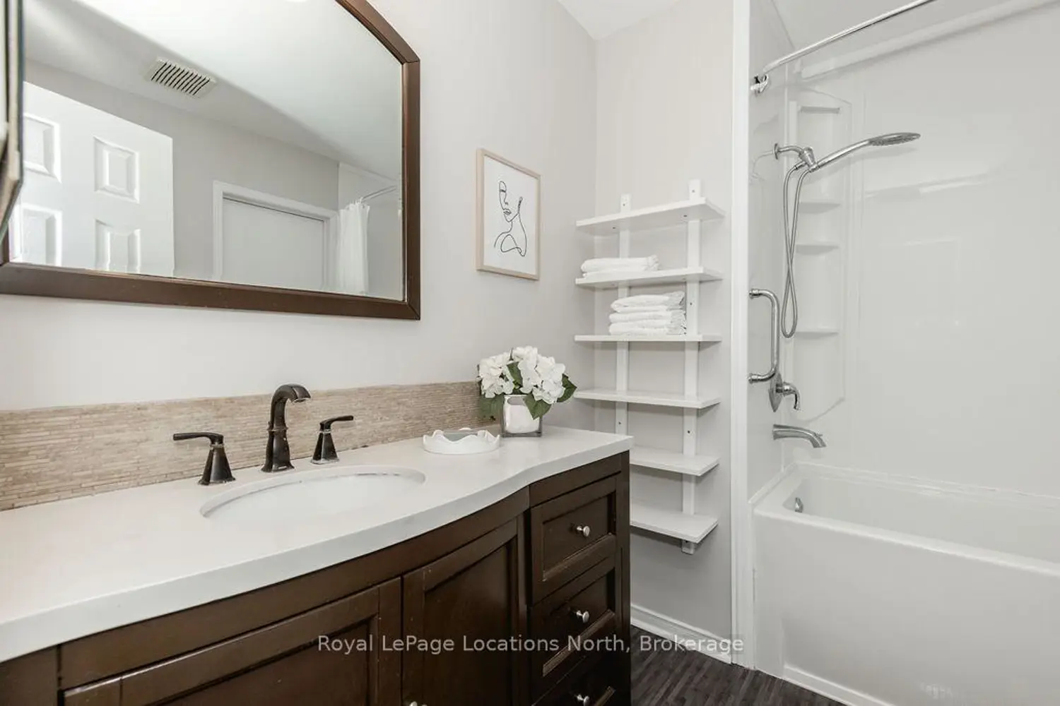 Additional image 17 of 11 Laguna Parkway 41