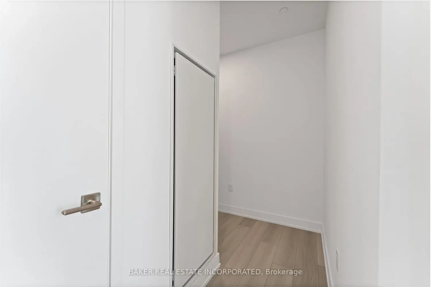 36 Olive Avenue 513 photo 3