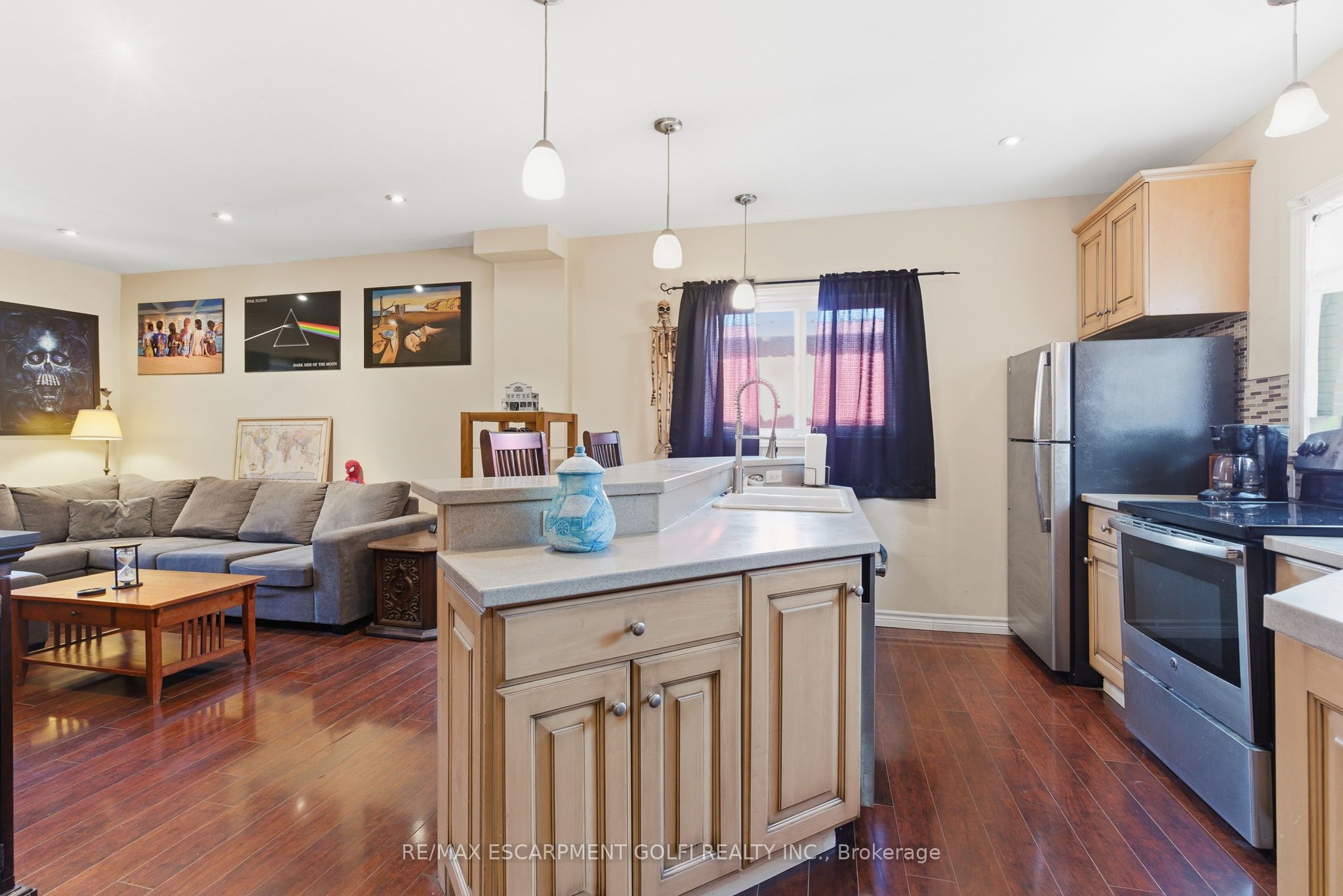 Additional image 5 of 132 1/2 Lake Street, St. Catharines, ON, L2R 5Y1