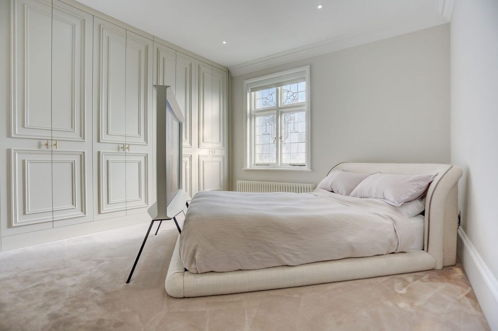 Additional image 18 of 2 bed flat for saleBrunswick Square, Hove BN3