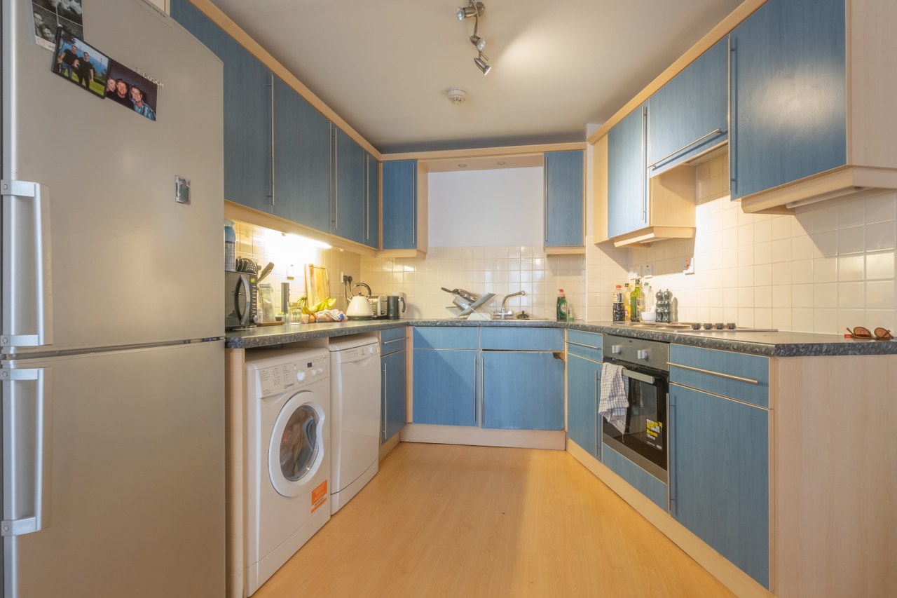 Additional image 7 of 2 Bed Flat, Turin Street, E2, N1 7GU