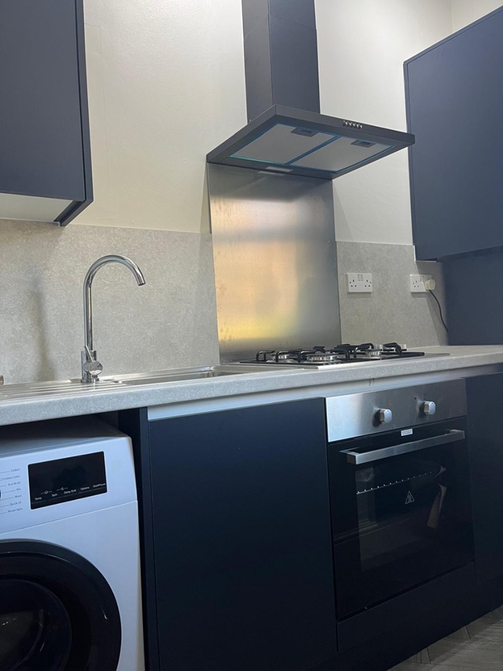 Additional image 7 of 1 Bed Flat, Grove Avenue, B13, N1 7GU