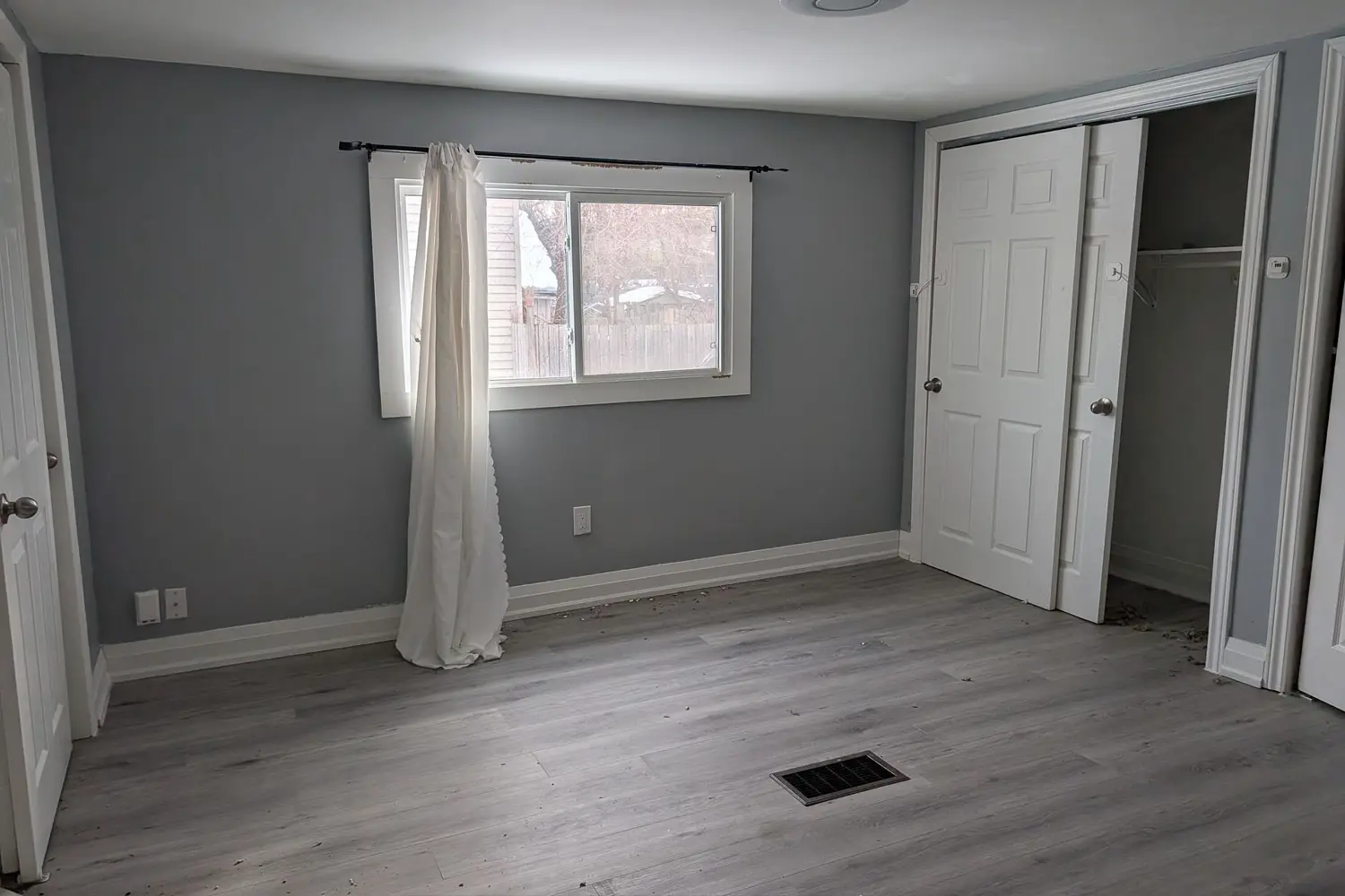 Additional image 10 of 266 Beach Road