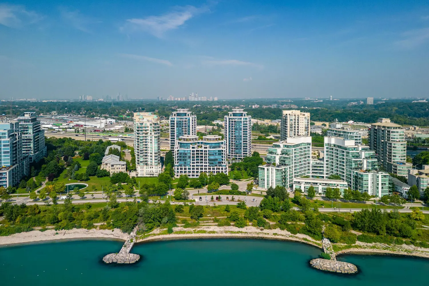 Additional image 17 of 2083 Lake Shore Boulevard 109