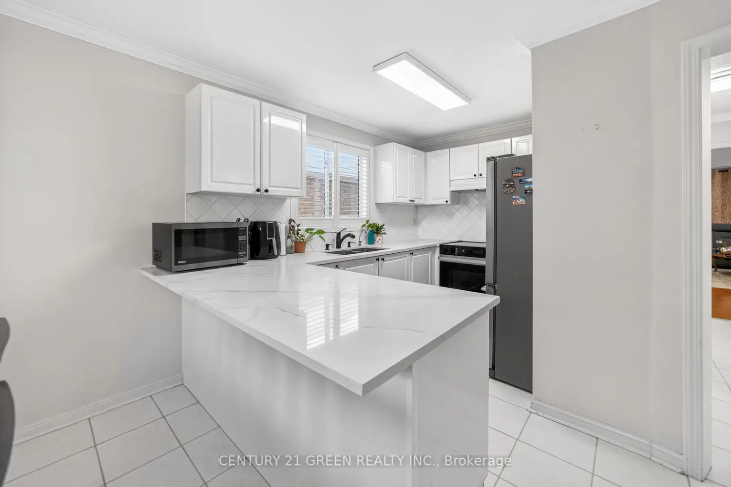 Additional image 7 of 1666 Allan Crescent