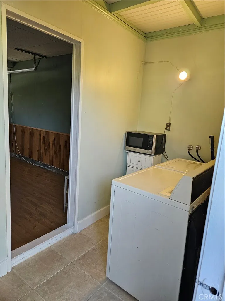 Additional image 68 of 18237 Valley Vista Boulevard, Tarzana, CA 91356