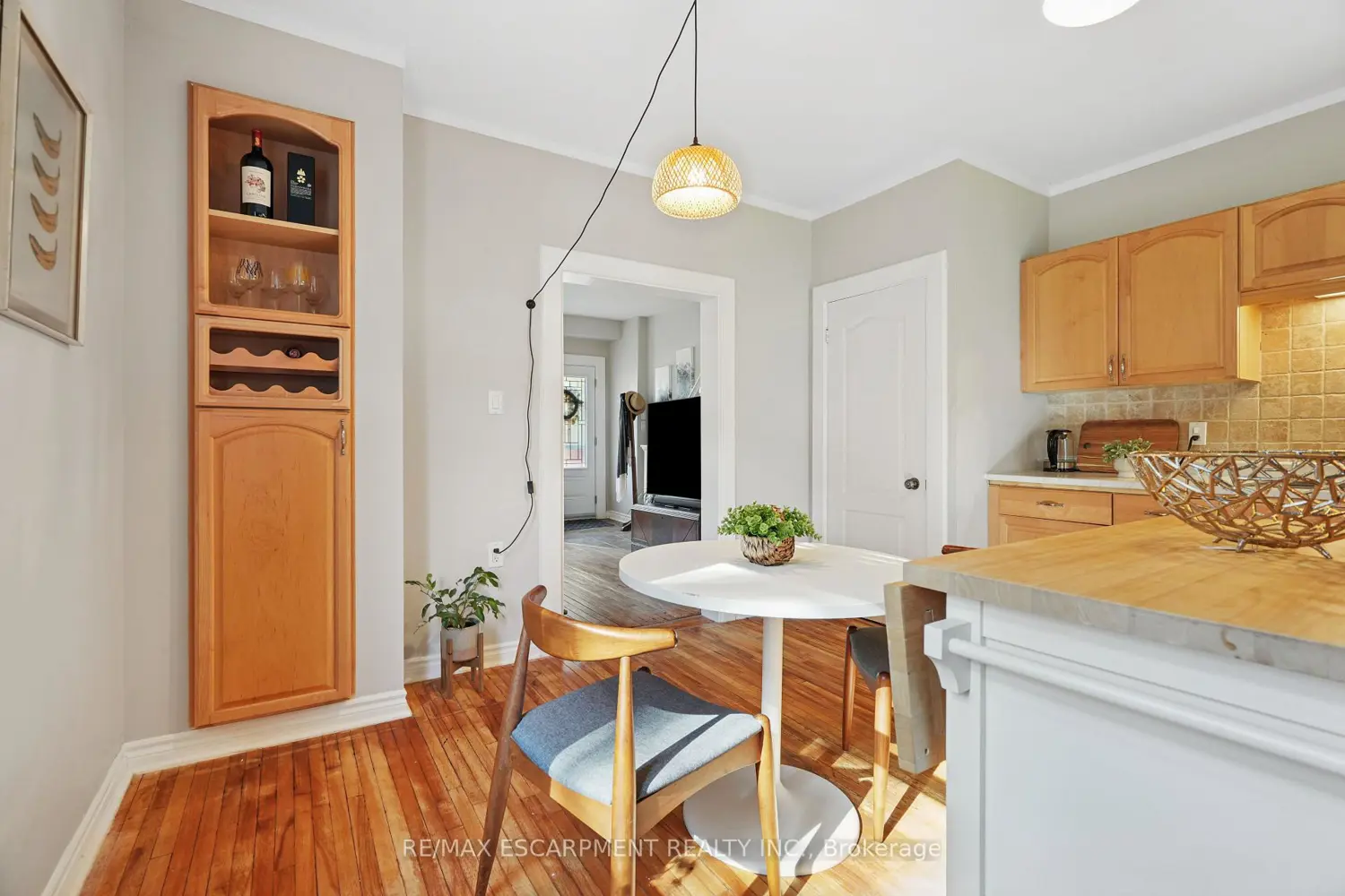 Additional image 5 of 2055 Embleton Road