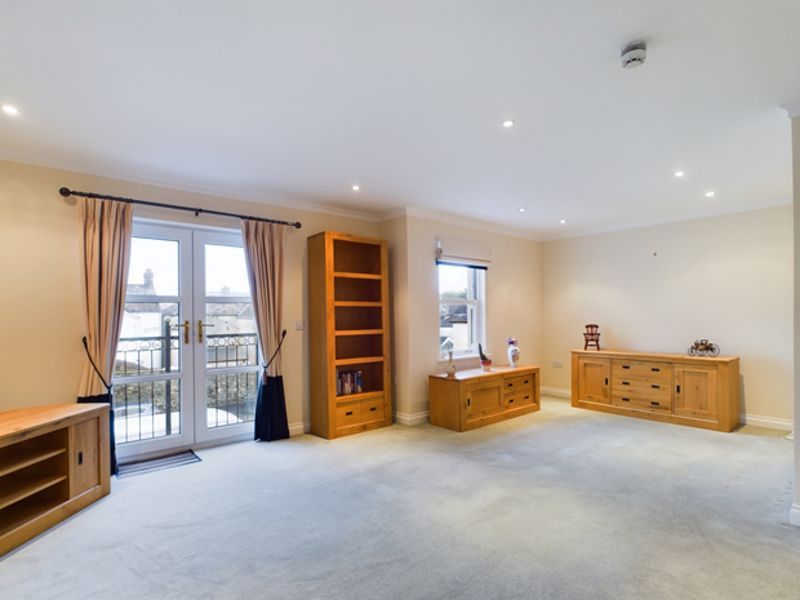 Additional image 6 of 2 bed flat for saleHafan Tywi, The Parade, Carmarthen SA31