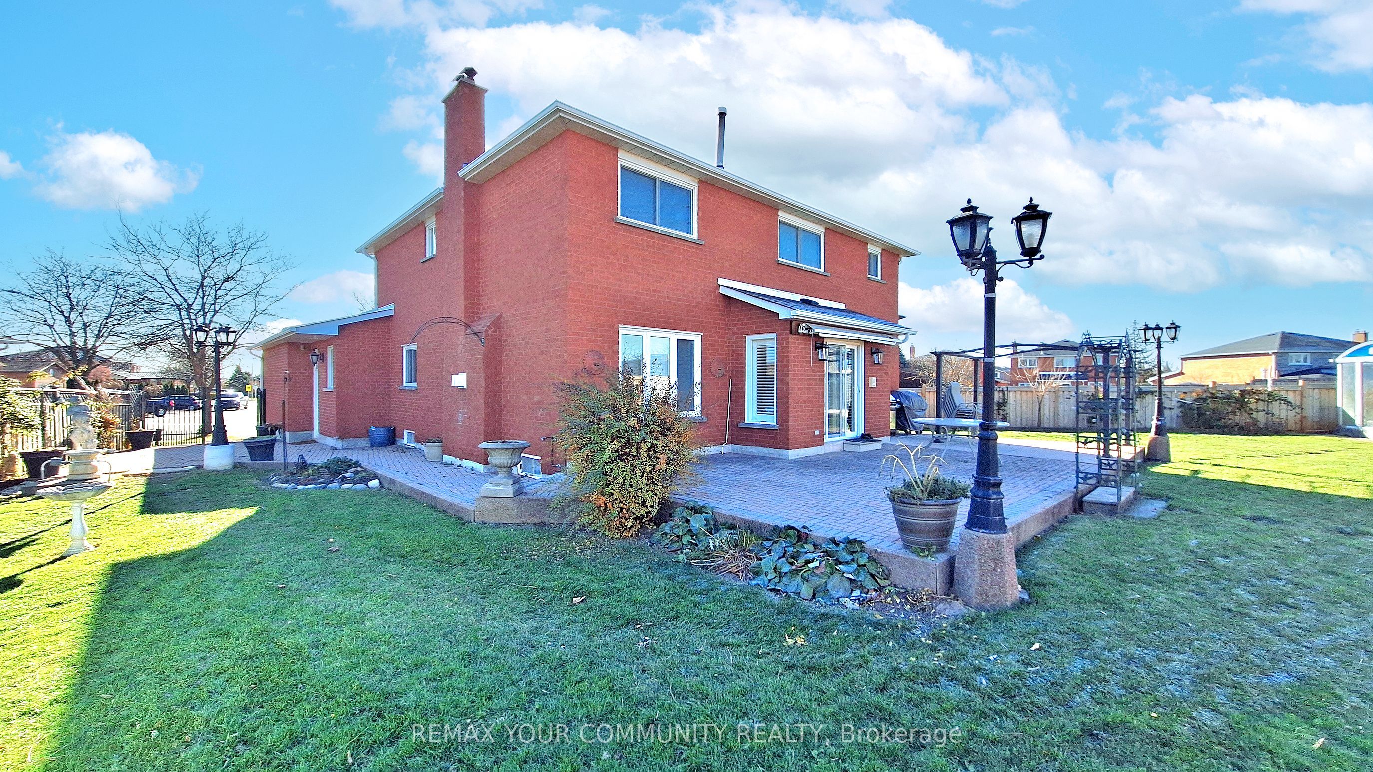 Additional image 4 of 10 Hollyburn Court, Vaughan, ON, L4L 6G2