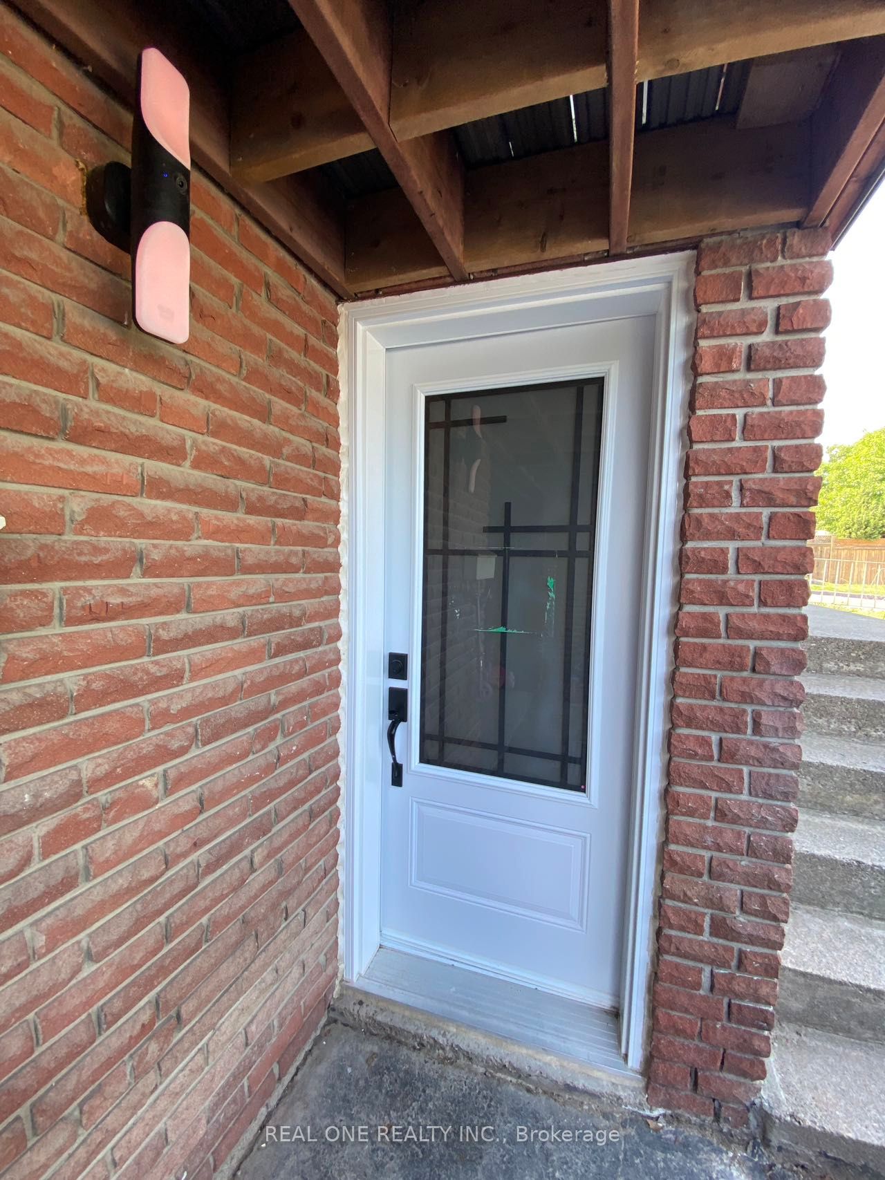 Additional image 2 of 3366 Strabane Drive, Mississauga, ON, L5C 1W7