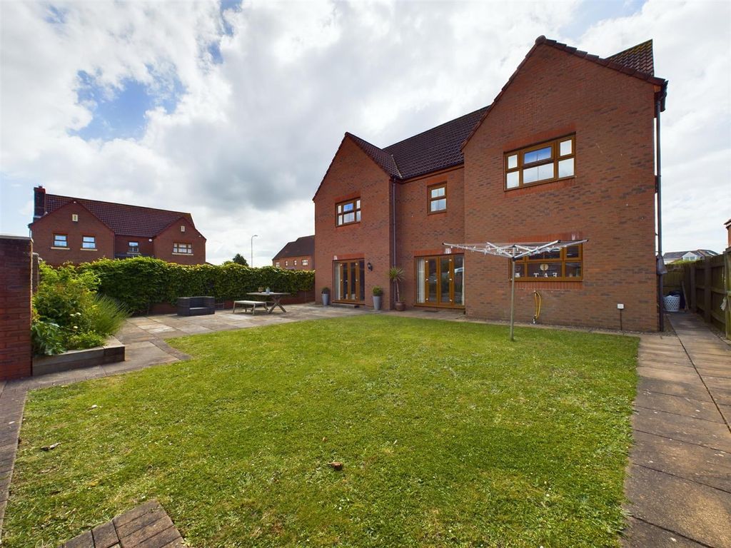 Additional image 19 of 5 bed detached house for saleSanderling Way, Porthcawl CF36