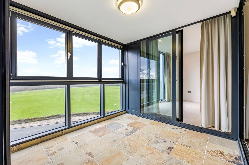 Additional image 3 of 2 bed flat for saleNuns Road, Chester, Cheshire CH1