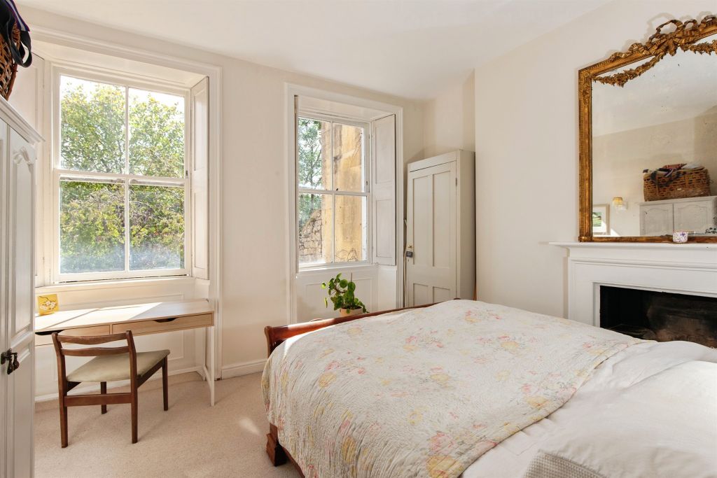 Additional image 2 of 2 bed flat for saleGrosvenor Place, Bath BA1