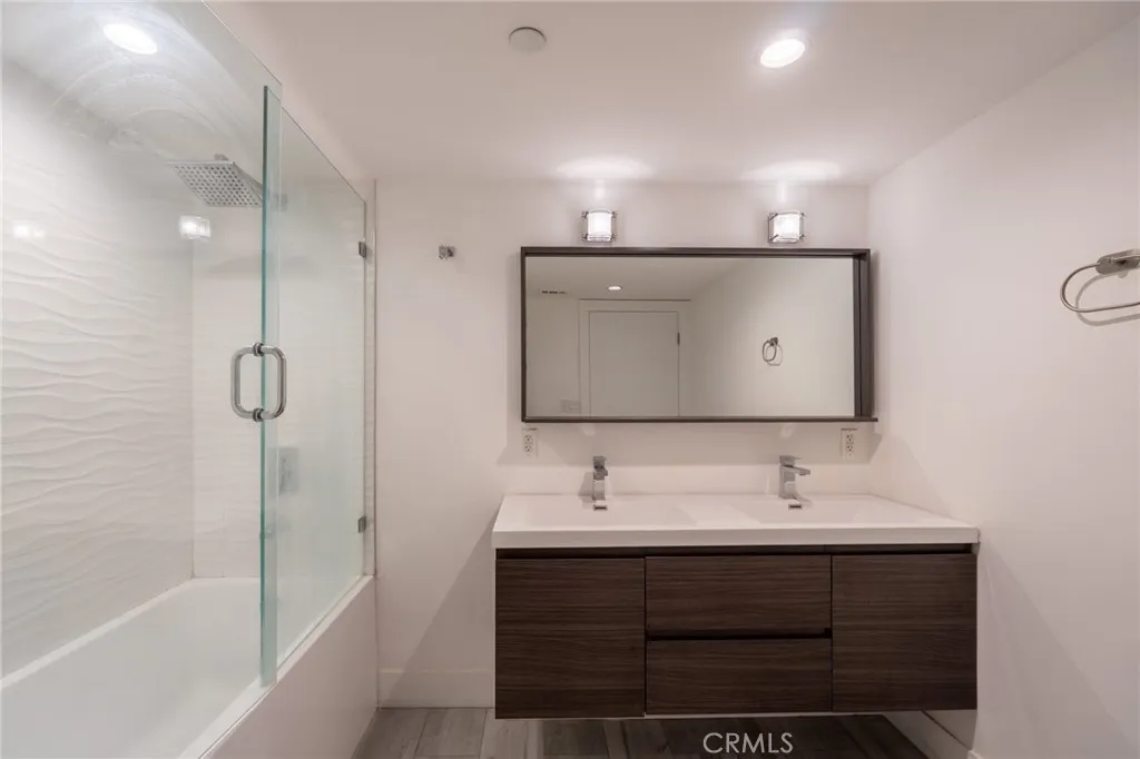 Additional image 48 of 6810 Simpson Ave Unit 2, North Hollywood, CA 91605