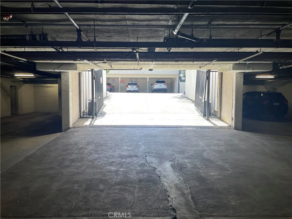 Additional image 53 of 5107 Coldwater Canyon Avenue Unit 4, Sherman Oaks, CA 91423