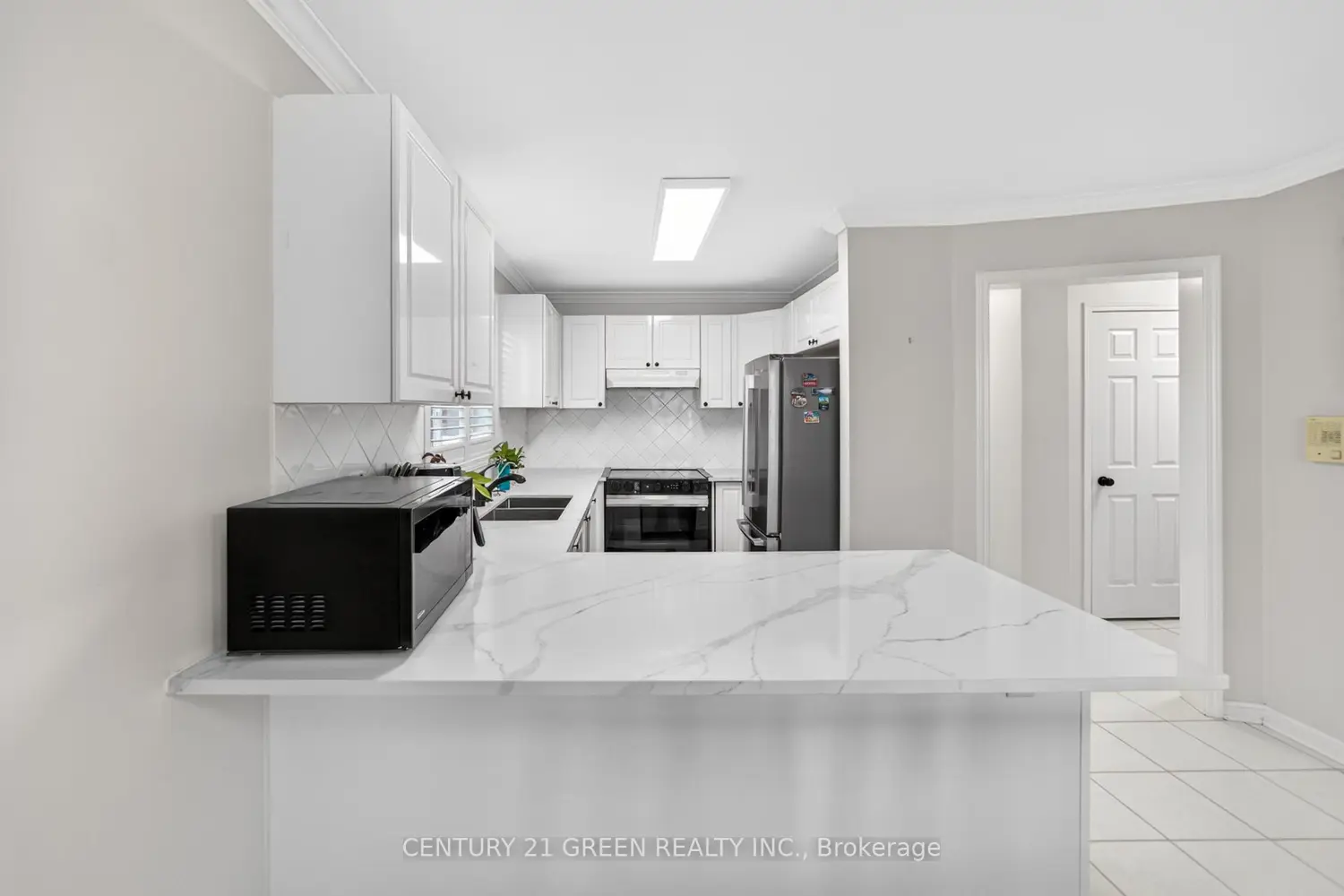 Additional image 6 of 1666 Allan Crescent