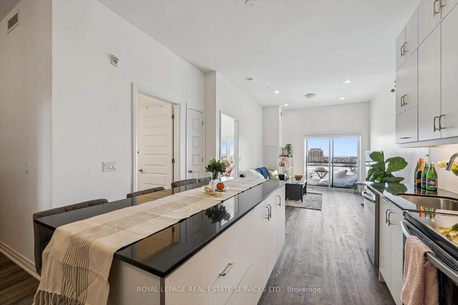 Additional image 8 of 102 Grovewood Common 621