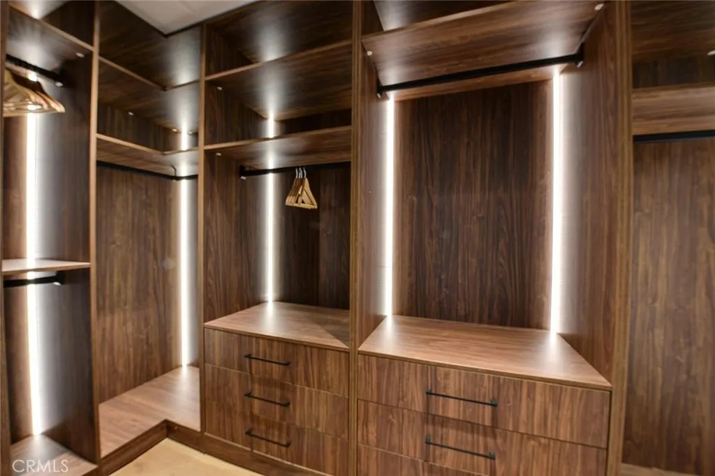 Additional image 18 of 5137 Campo Rd, Woodland Hills, CA 91364