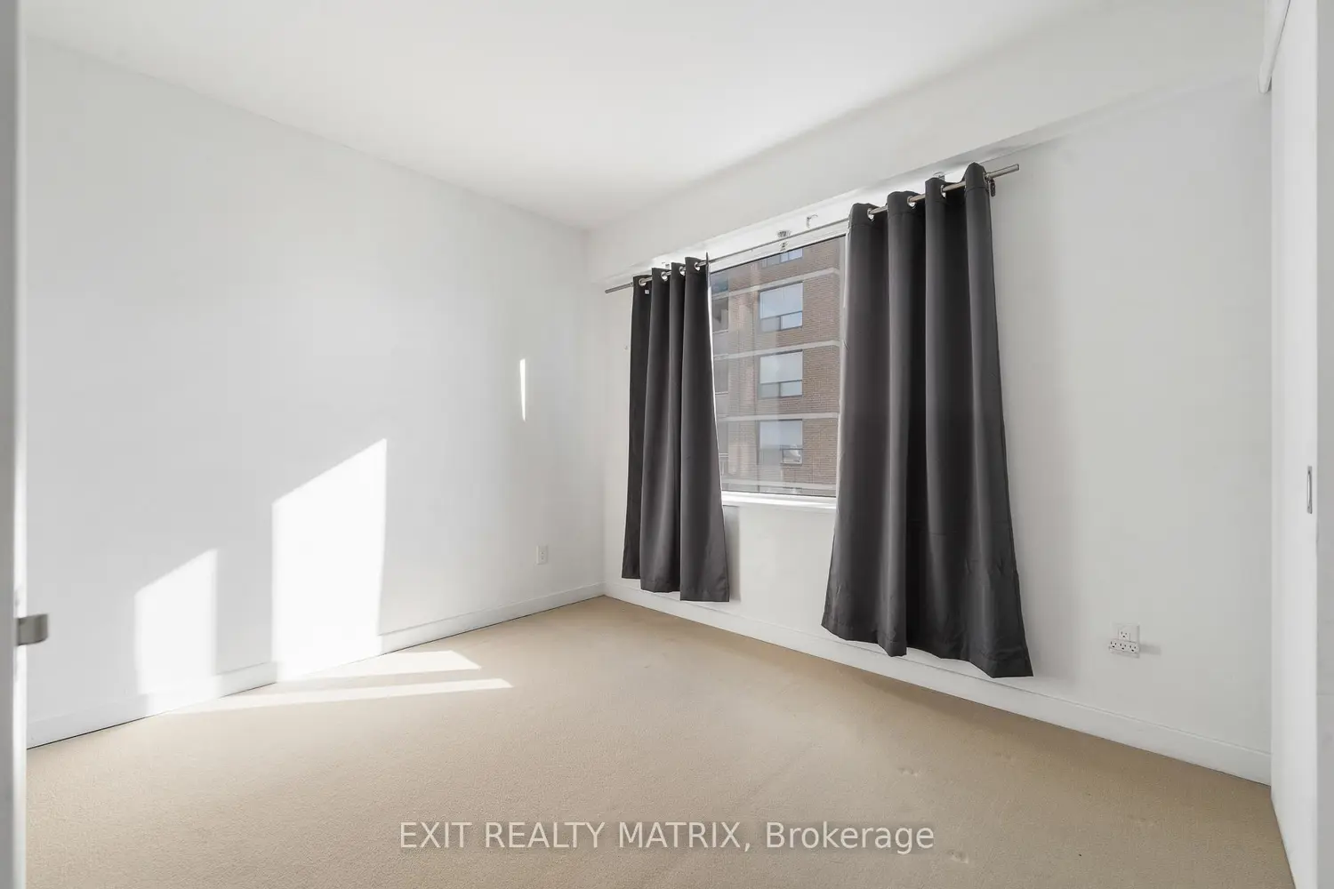 Additional image 11 of 201 Parkdale Avenue 903