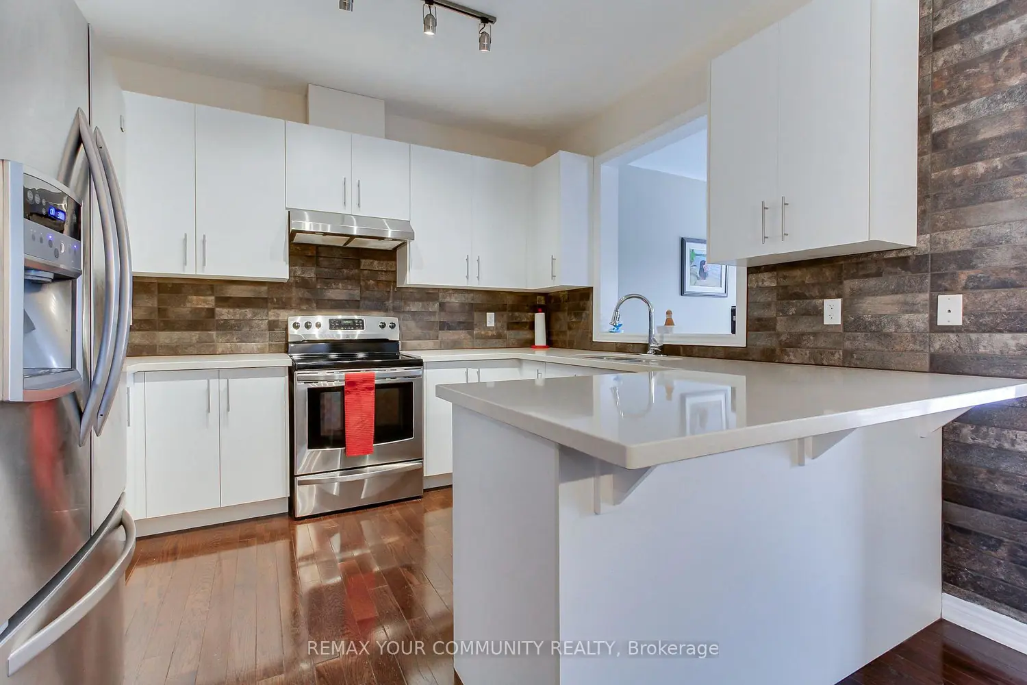 Additional image 7 of 506 Foxcroft Boulevard