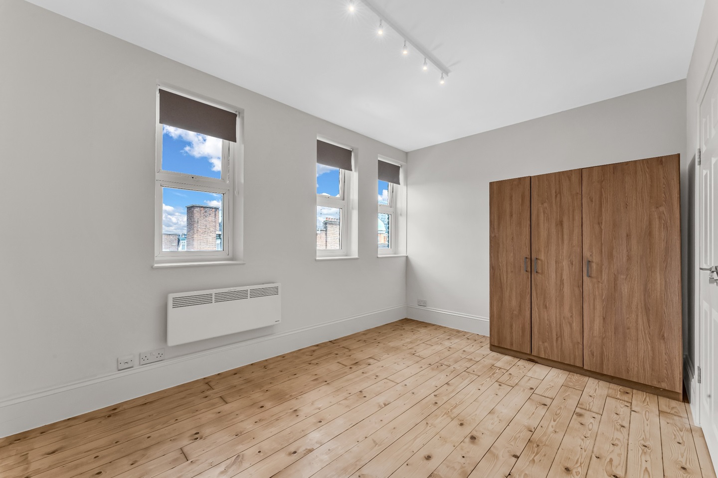 Additional image 14 of 3 Bed Flat, Commercial Road, E1, N1 7GU