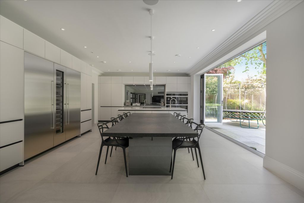 Additional image 30 of 6 bed detached house for saleHorsegate Ride, Ascot, Berkshire SL5