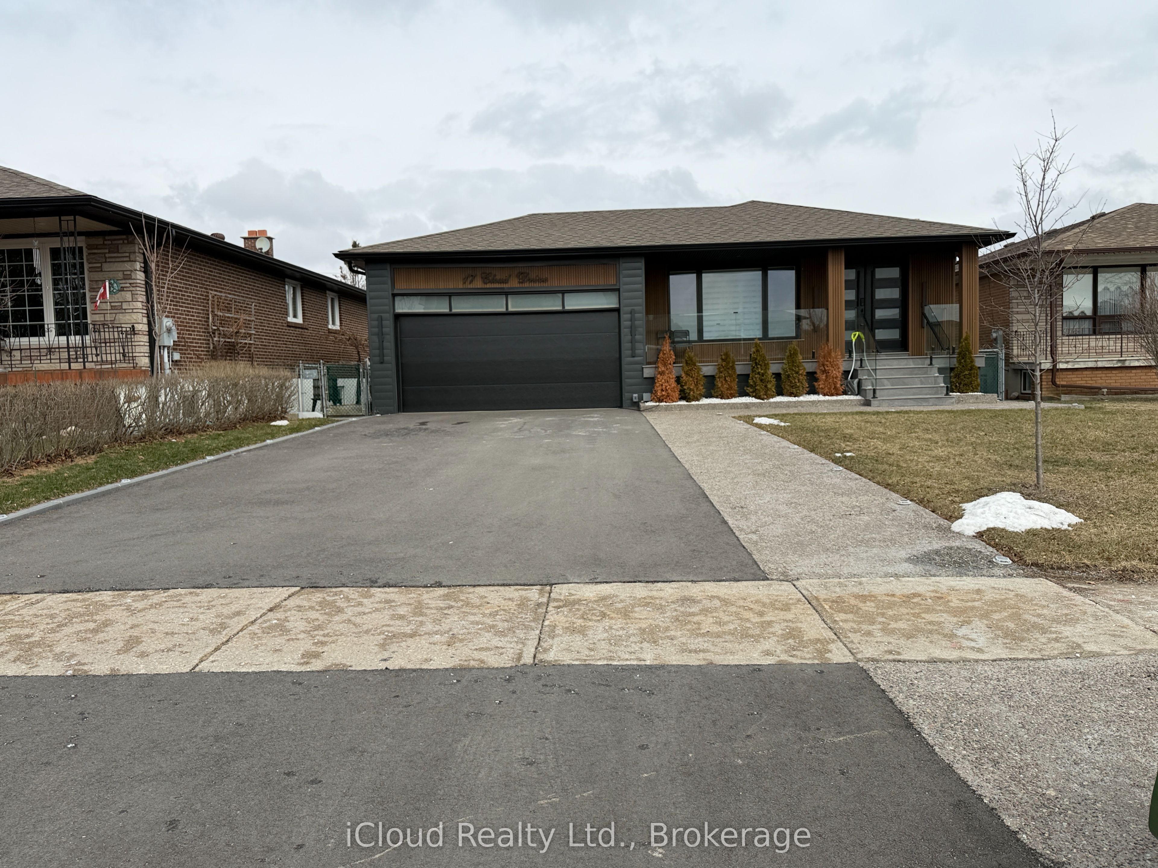 upper level-17 Cloud Drive, Toronto, ON, M9L 2P6 photo 2