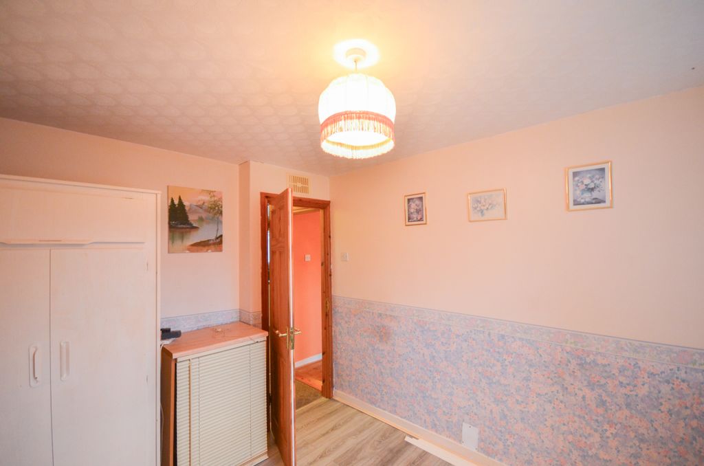 Additional image 3 of 3 bed terraced house for saleMacrae Place, Stornoway HS1