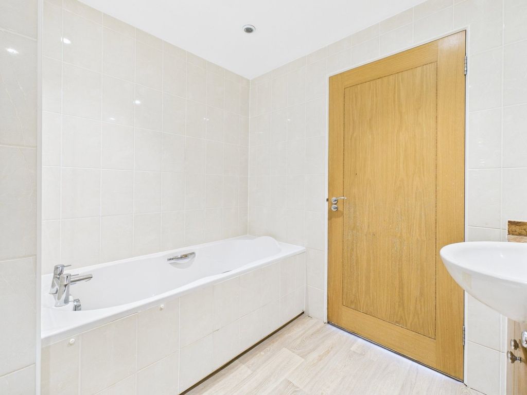 Additional image 12 of 3 bed flat for saleSteyne Gardens, Worthing BN11
