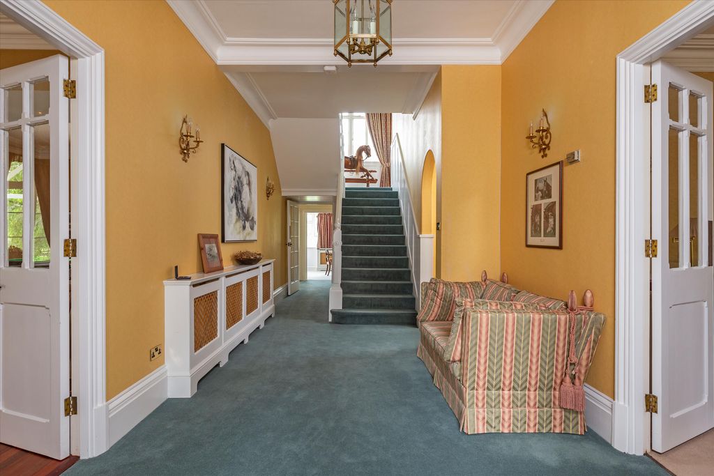 Additional image 6 of 7 bed detached house for saleGuildford Road, Broadbridge Heath, Horsham, West Sussex RH12