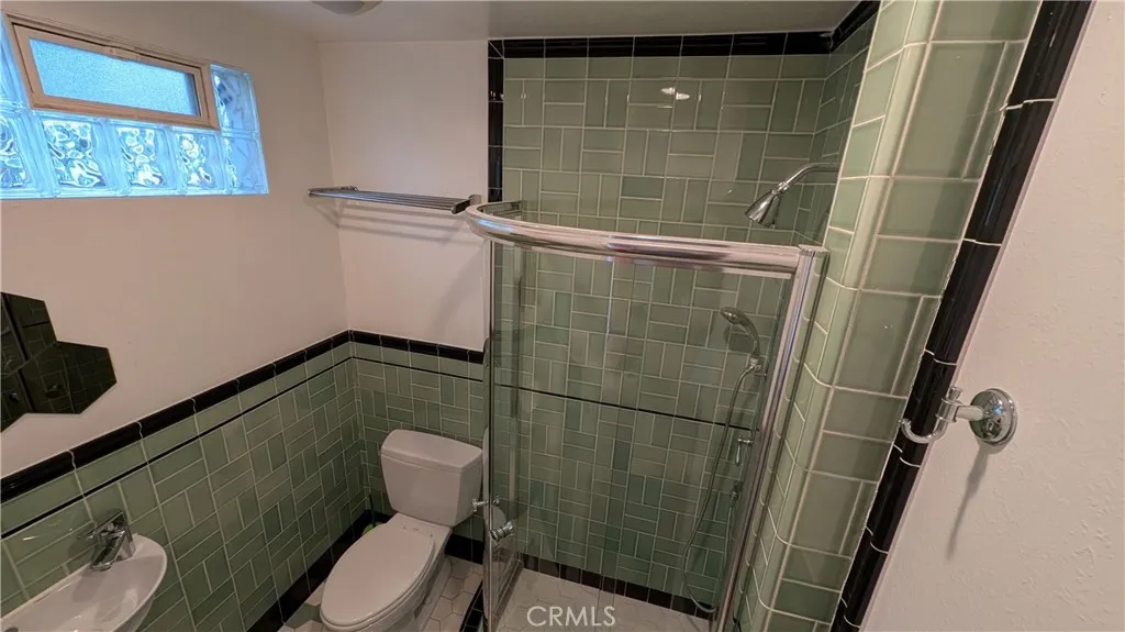 Additional image 16 of 872 Lucile Avenue Unit A, Silver Lake, CA 90026