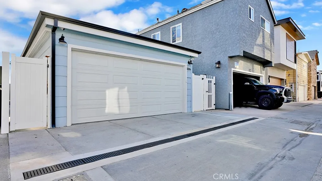 Additional image 50 of 3206 W Oceanfront, Newport Beach, CA 92663