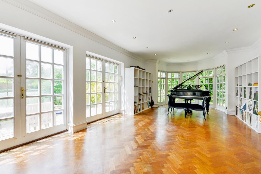 Additional image 13 of 7 bed detached house for saleMoney Row Green, Holyport, Berkshire SL6