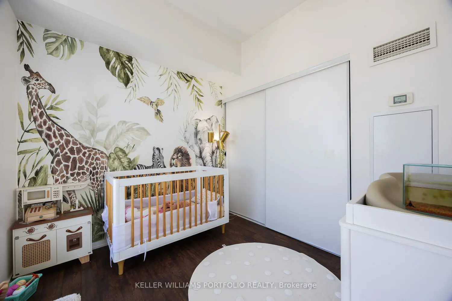 Additional image 10 of 105 The Queensway Avenue 3401