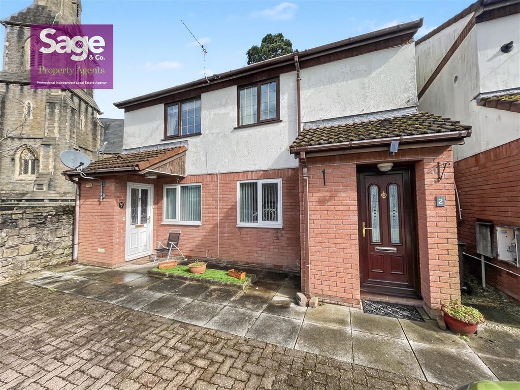 1 bed flat for saleSt. Mary Street, Risca, Newport NP11