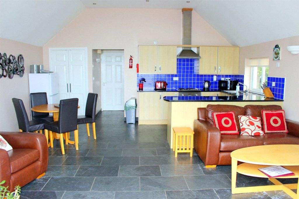 Additional image 11 of 1 bed flat for saleApt 6 Pendine Manor, Pendine, Carmarthen SA33