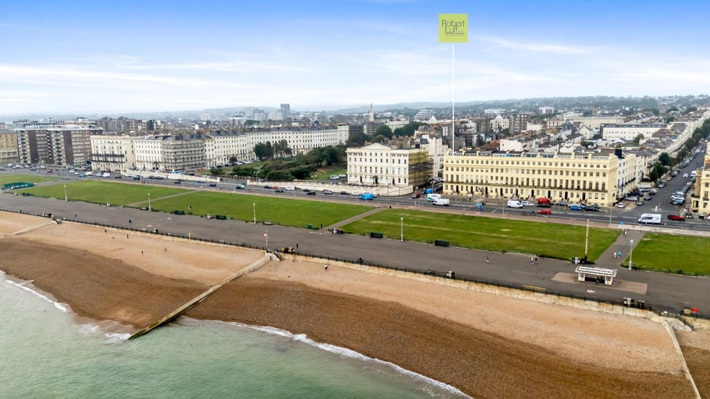 Additional image 21 of 2 bed flat for saleBrunswick Terrace, Hove BN3