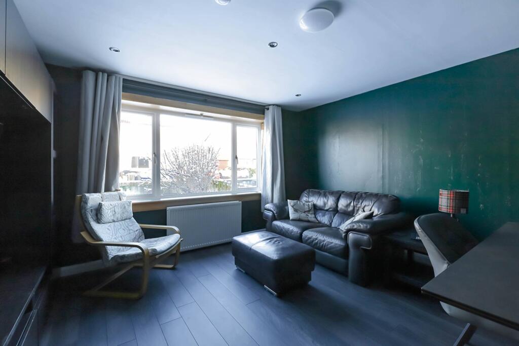 Additional image 2 of 3 Oldmill Crescent, Balmedie, Aberdeen, AB23 8WB