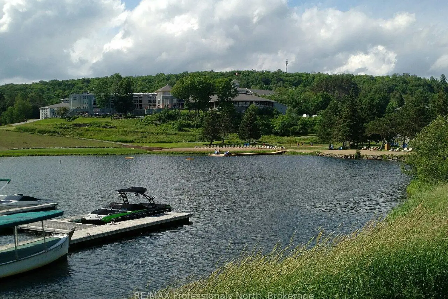 Additional image 13 of 1235 Deerhurst Drive 52-308