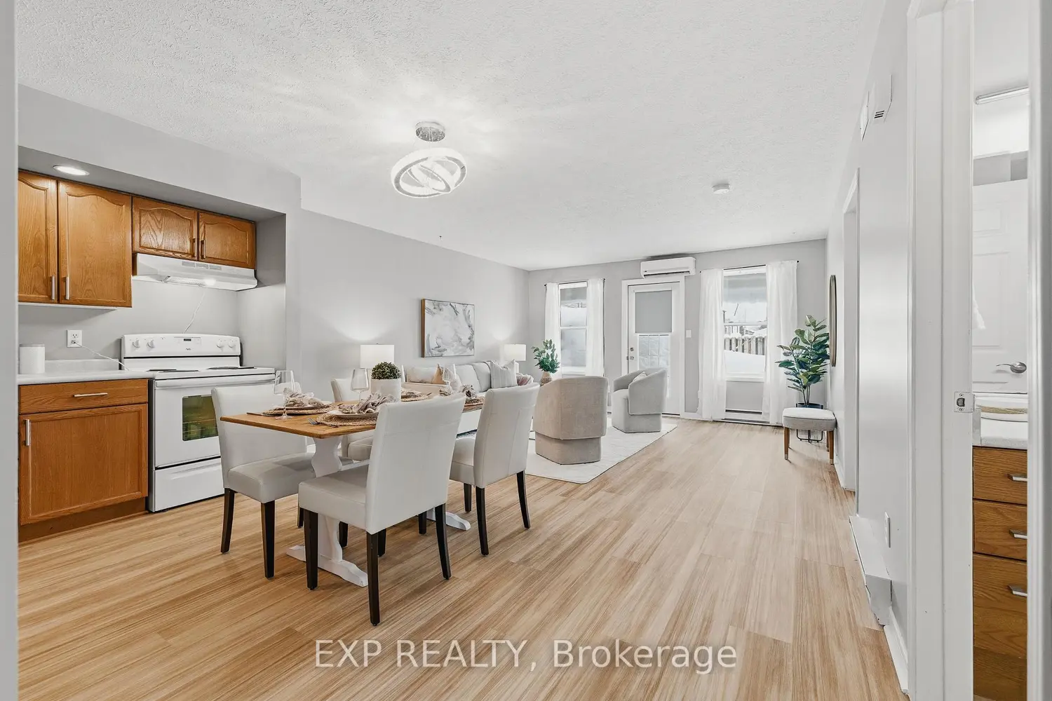 Additional image 3 of 1028 Ann Street 10