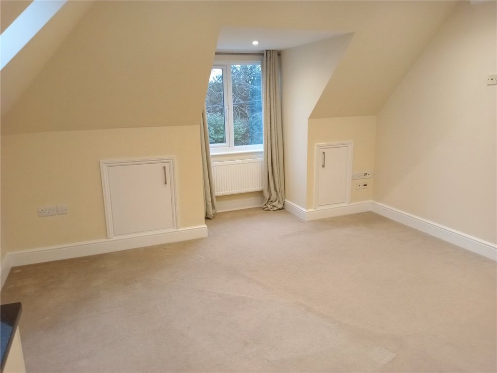 Additional image 10 of 12 bed flat for saleLondon Road, Pulborough, West Sussex RH20