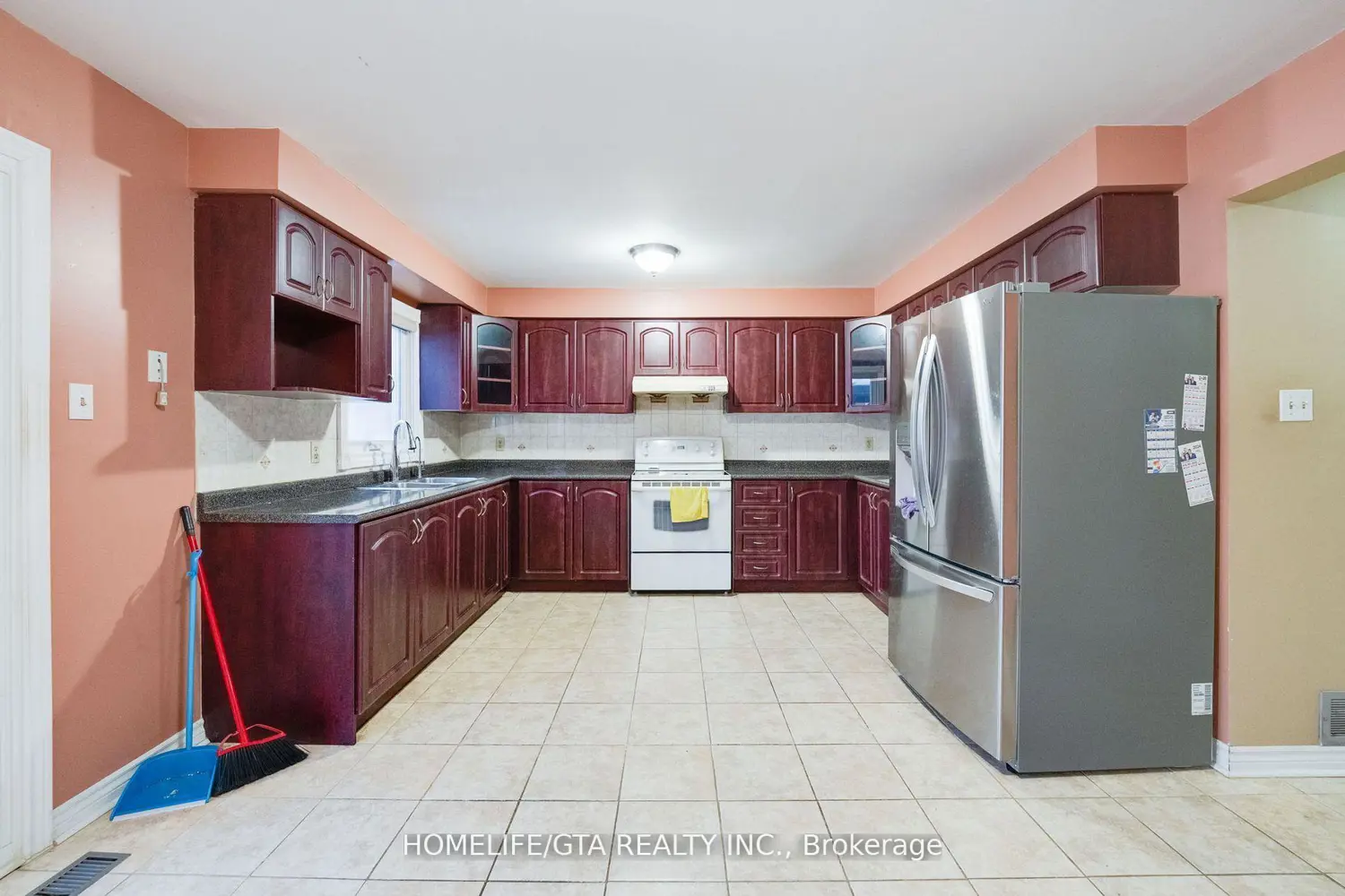 Additional image 6 of 12 Grayson Crescent