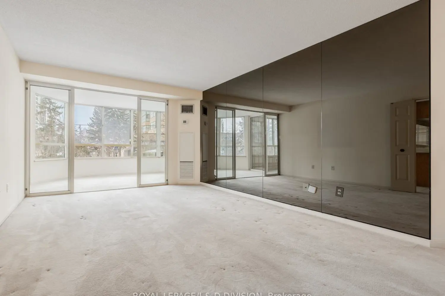 Additional image 10 of 5444 Yonge Street 212