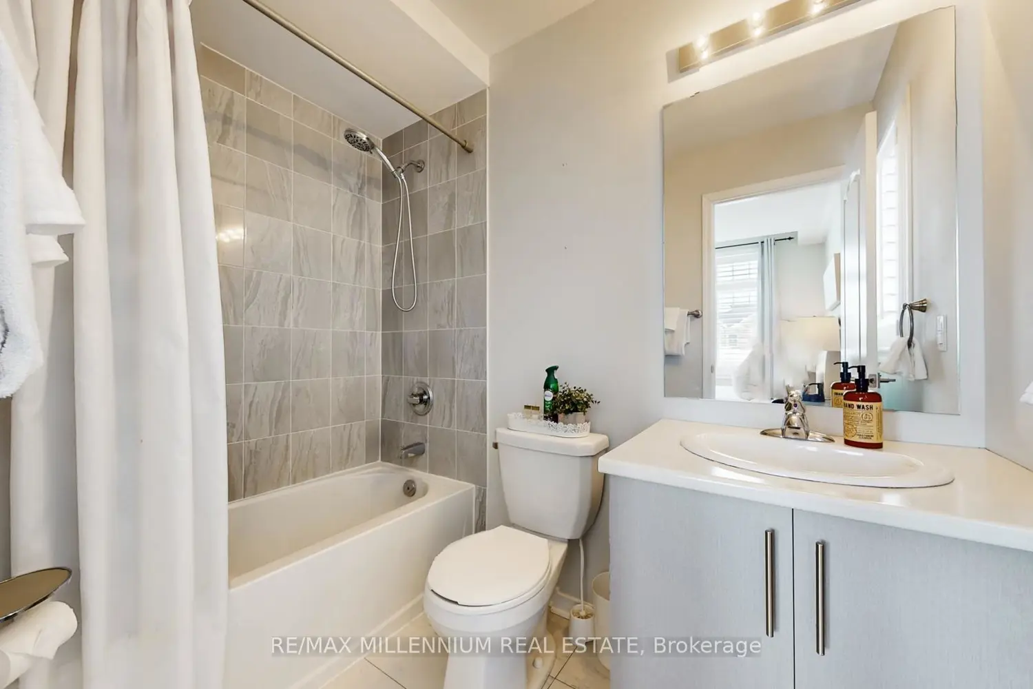 Additional image 13 of 5 Barfoot Street